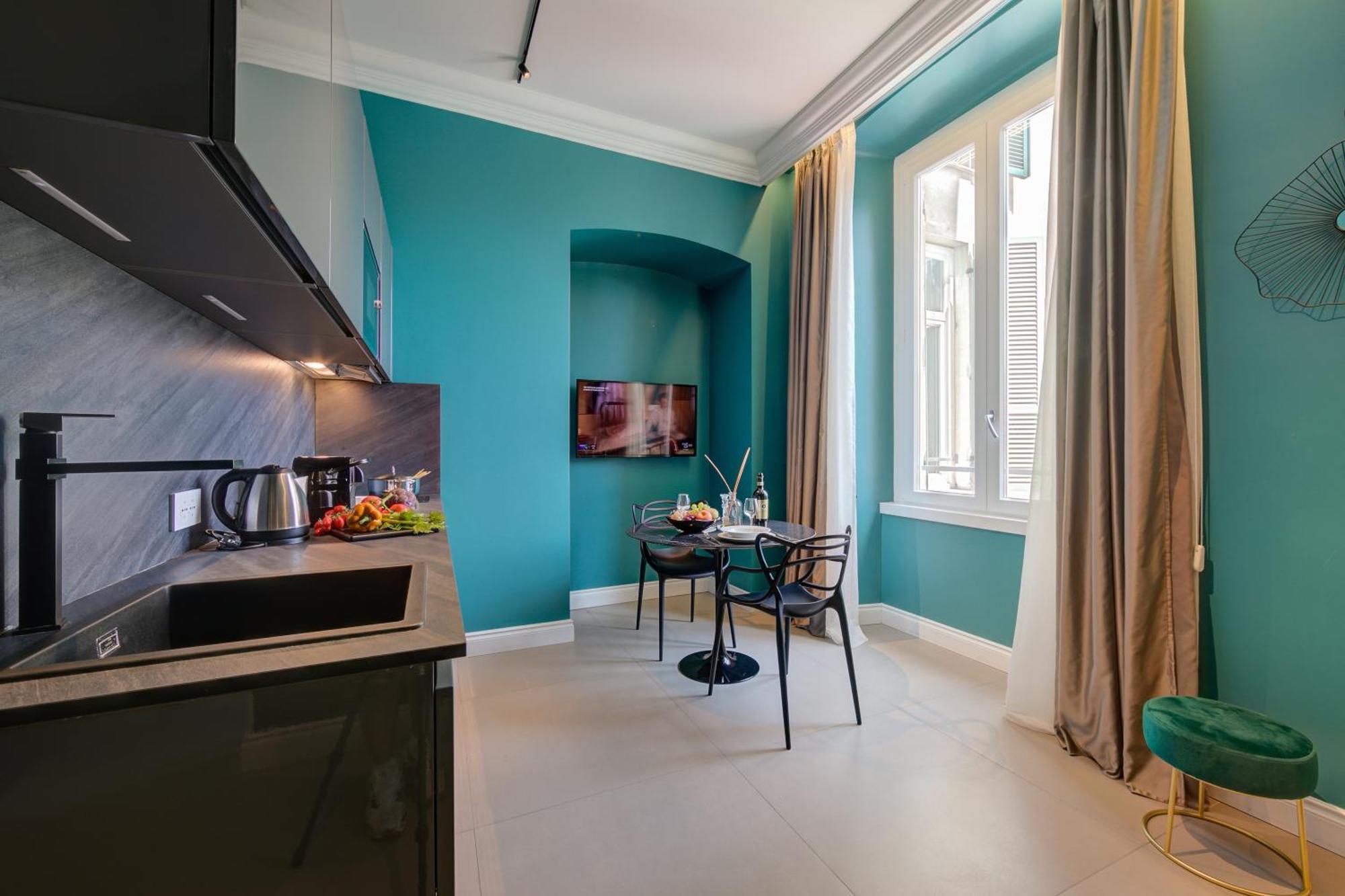 Seven Suites Apartments - Via Matteotti 178 圣雷默 外观 照片